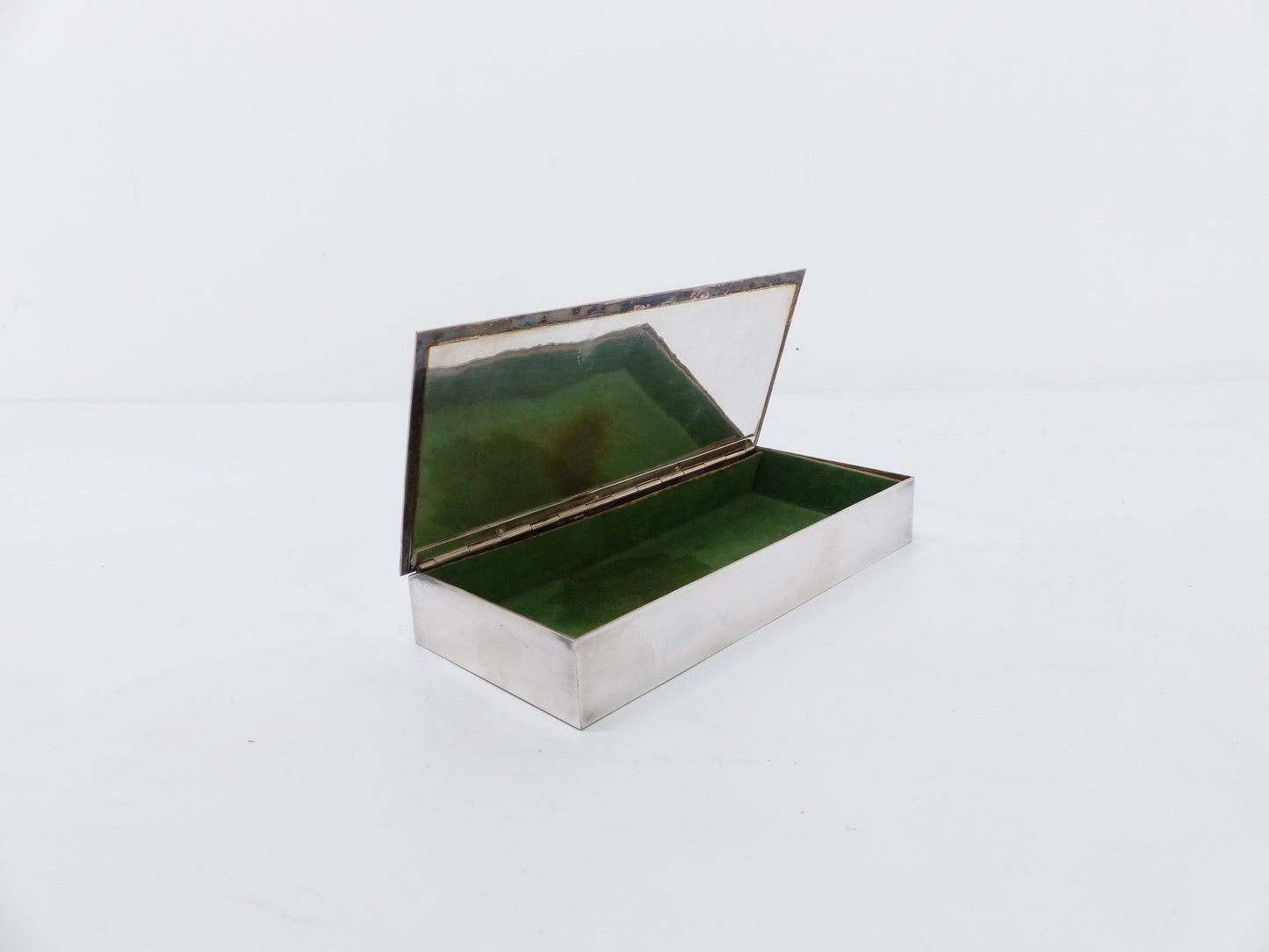 Vintage silver metal cigarette case box
