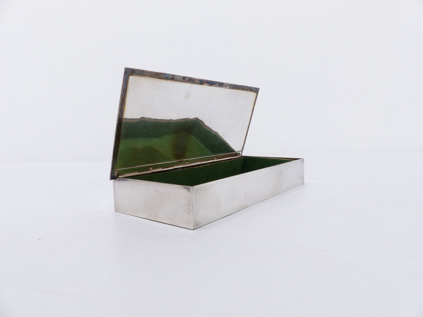Vintage silver metal cigarette case box