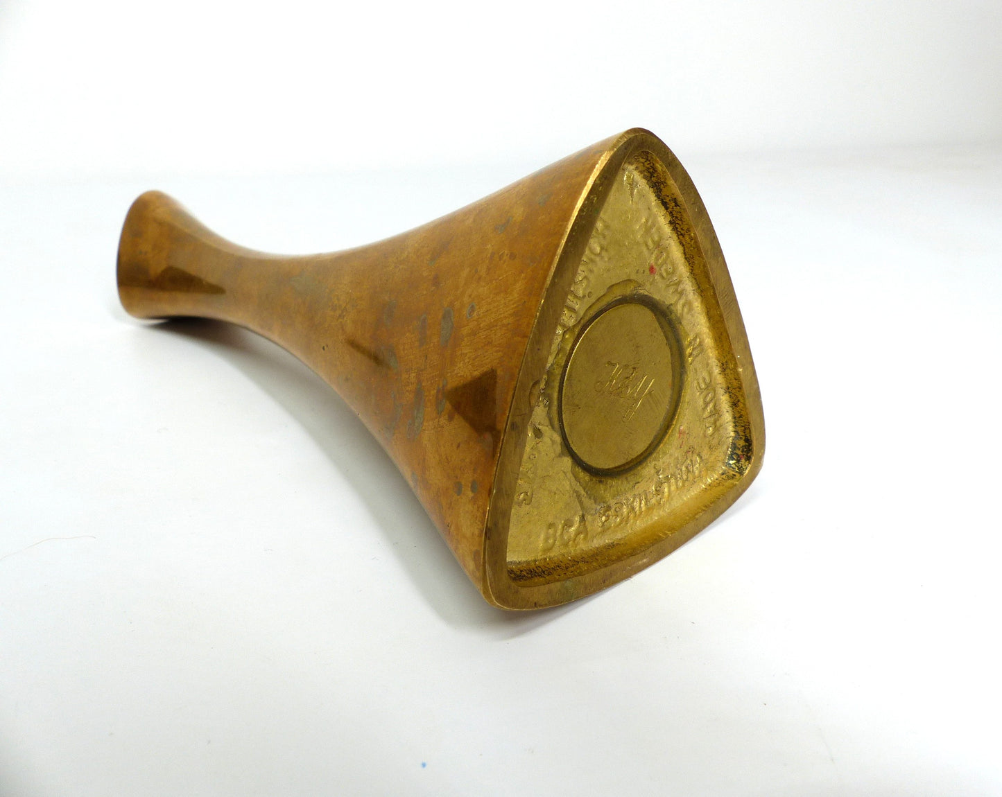 Paire de bougeoirs vintages en laiton Ytterberg pour Bca Eskilstuna, Suède 1960