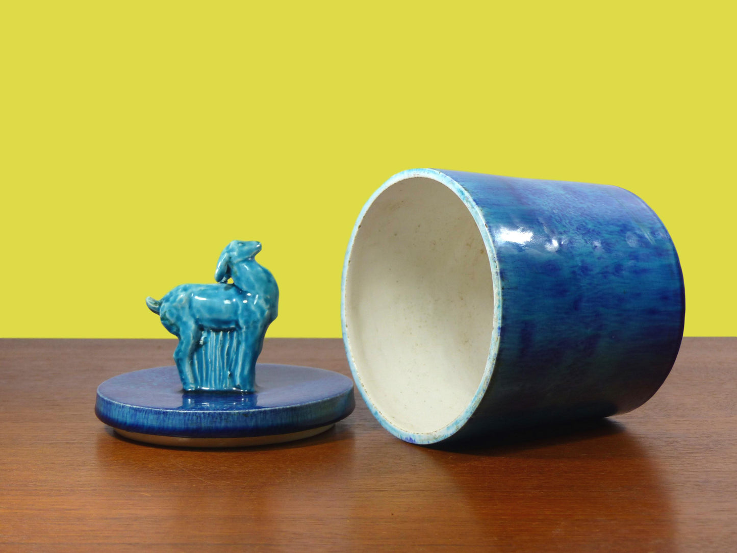 POT ART DÉCO EN CÉRAMIQUE ÉMAILLÉE BLEUE