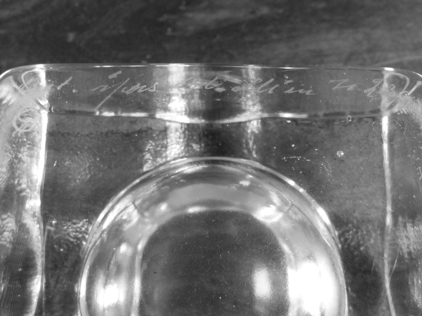Cendrier sculptural en verre clair, modèle Puzzle, design Bertil Vallien, Boda-Åfors, Suède, circa 1970