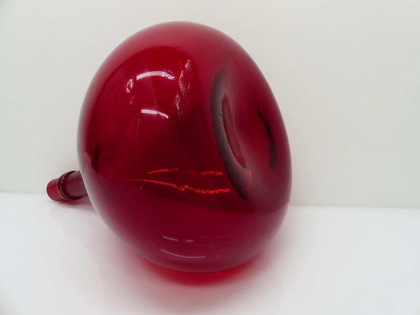 Ruby red glass demijohn – large size – 48 cm