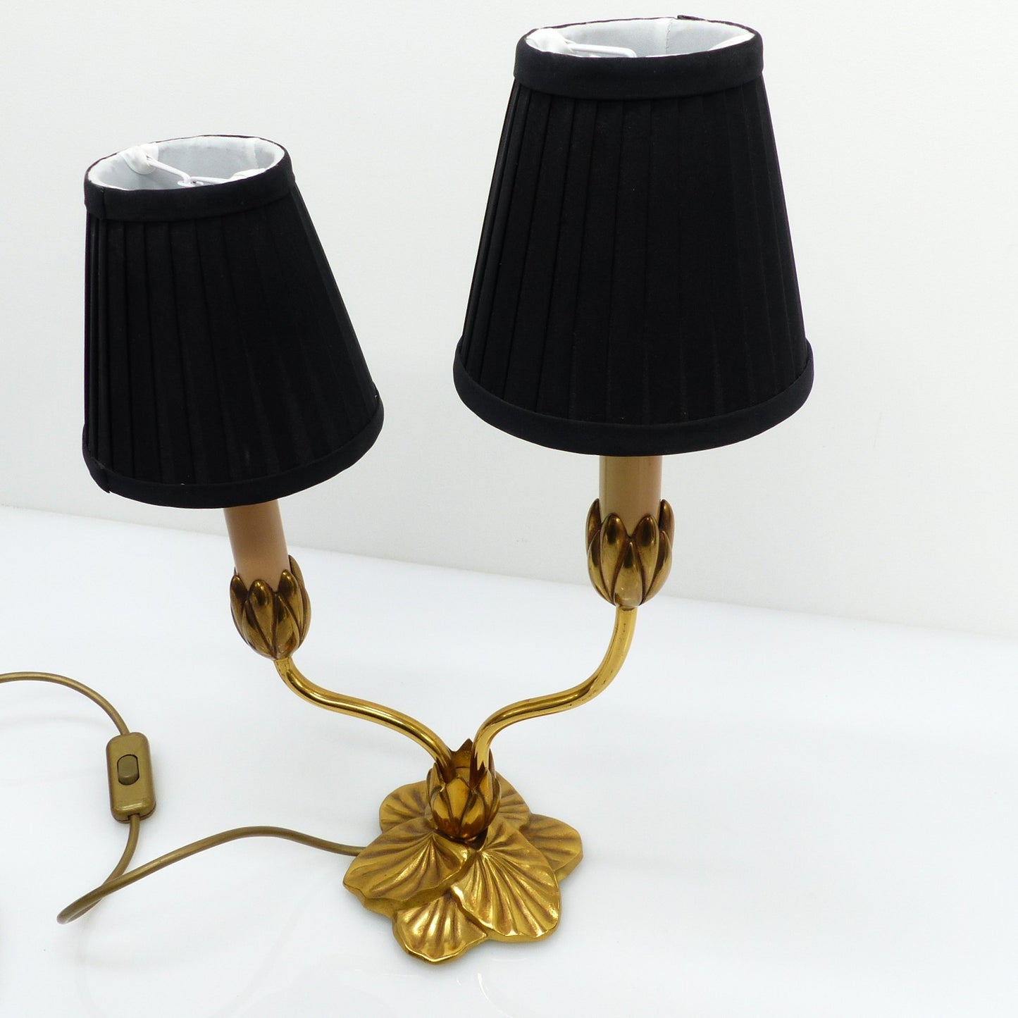 Lampe en bronze nénuphar à deux bras, Lucien Gau, France 1990