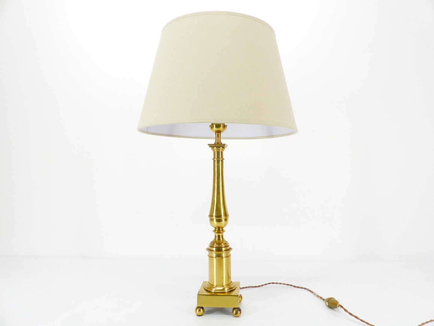 Lampe colonne néoclassique de style Directoire en laiton - 1970