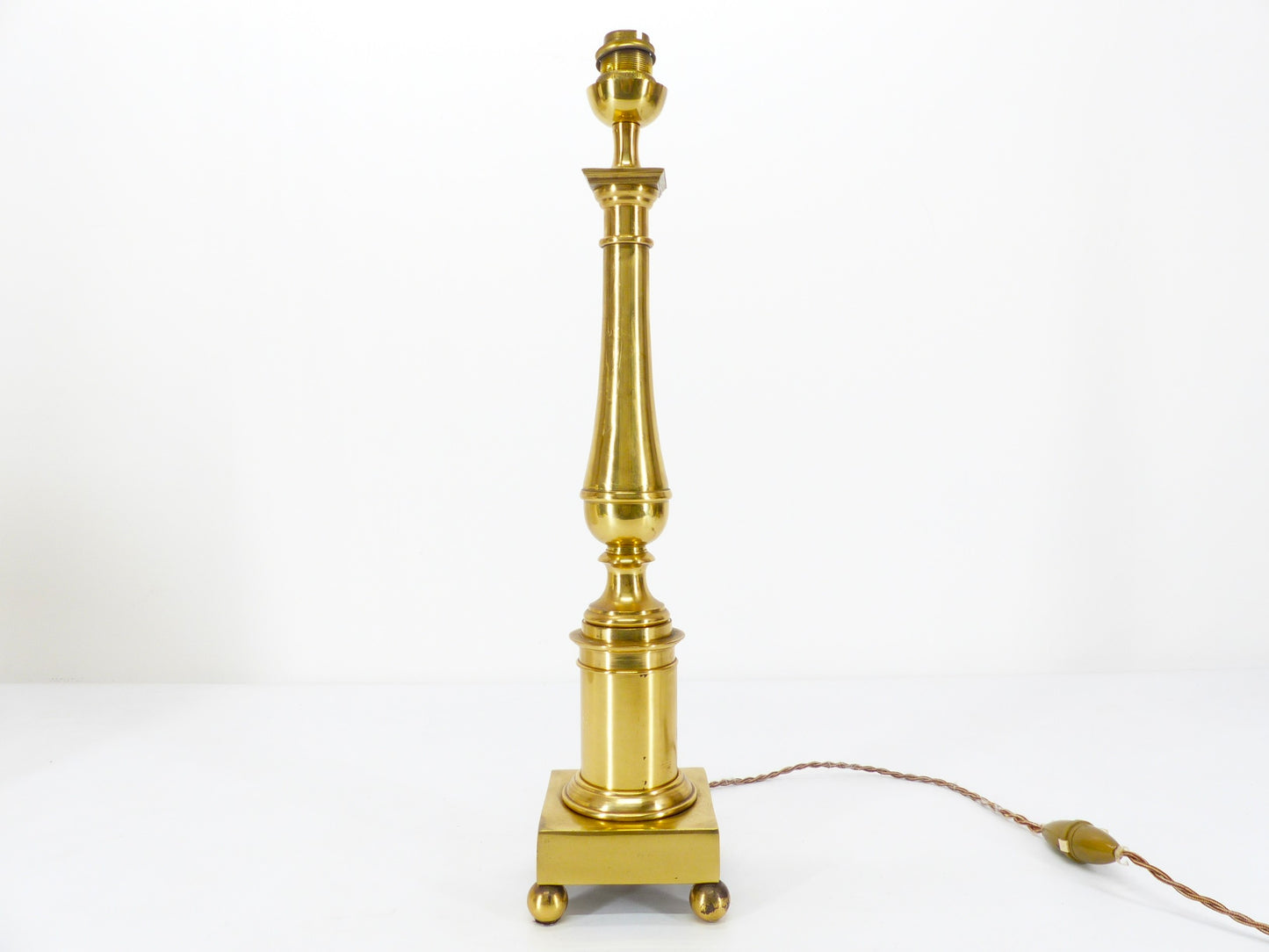 Lampe colonne néoclassique de style Directoire en laiton - 1970