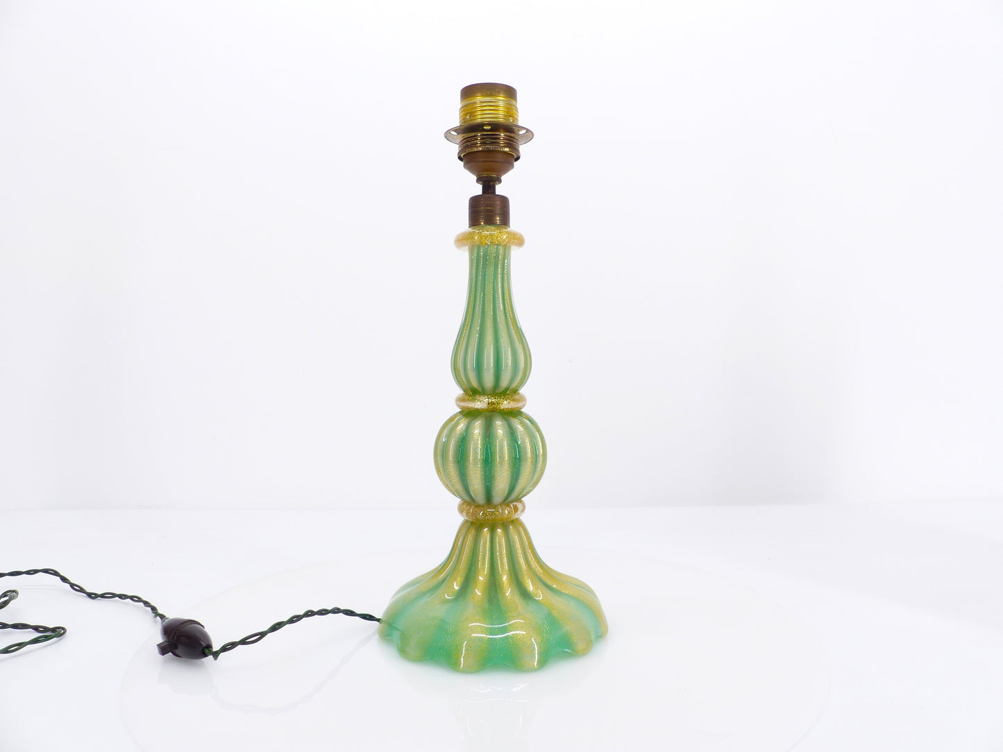 Lampe Murano turquoise et abat-jour en soie rose 1940