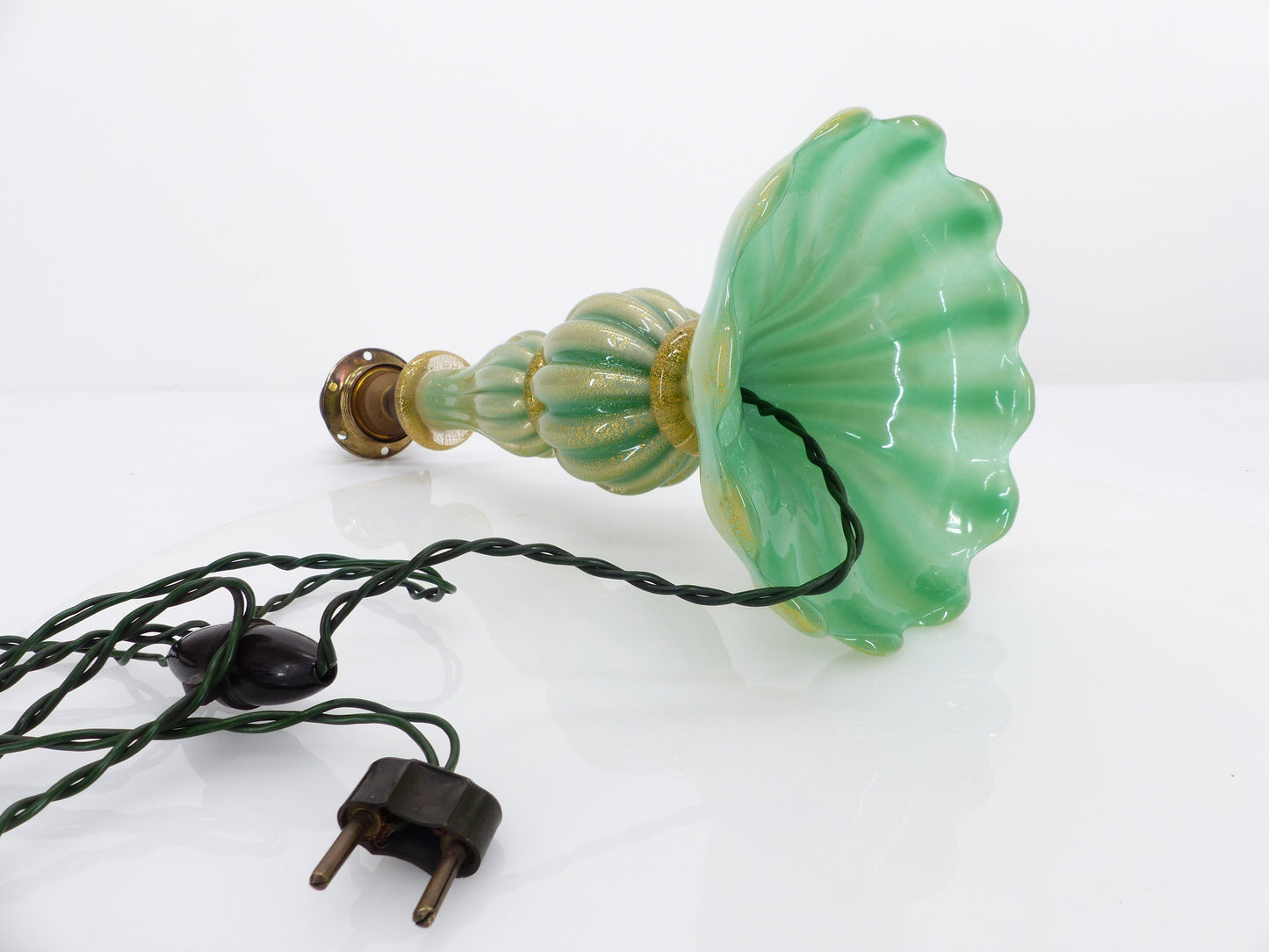 Lampe Murano turquoise et abat-jour en soie rose 1940