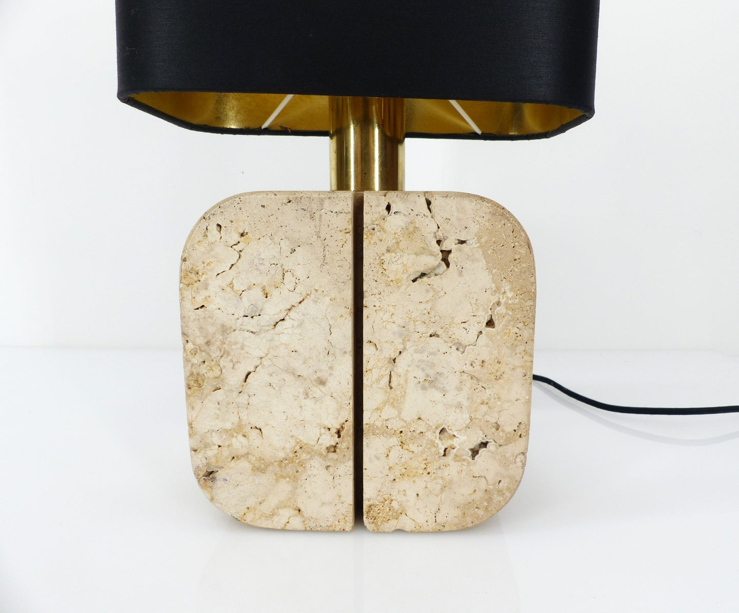Lampe de table en travertin Fratelli Mannelli Italie 1970