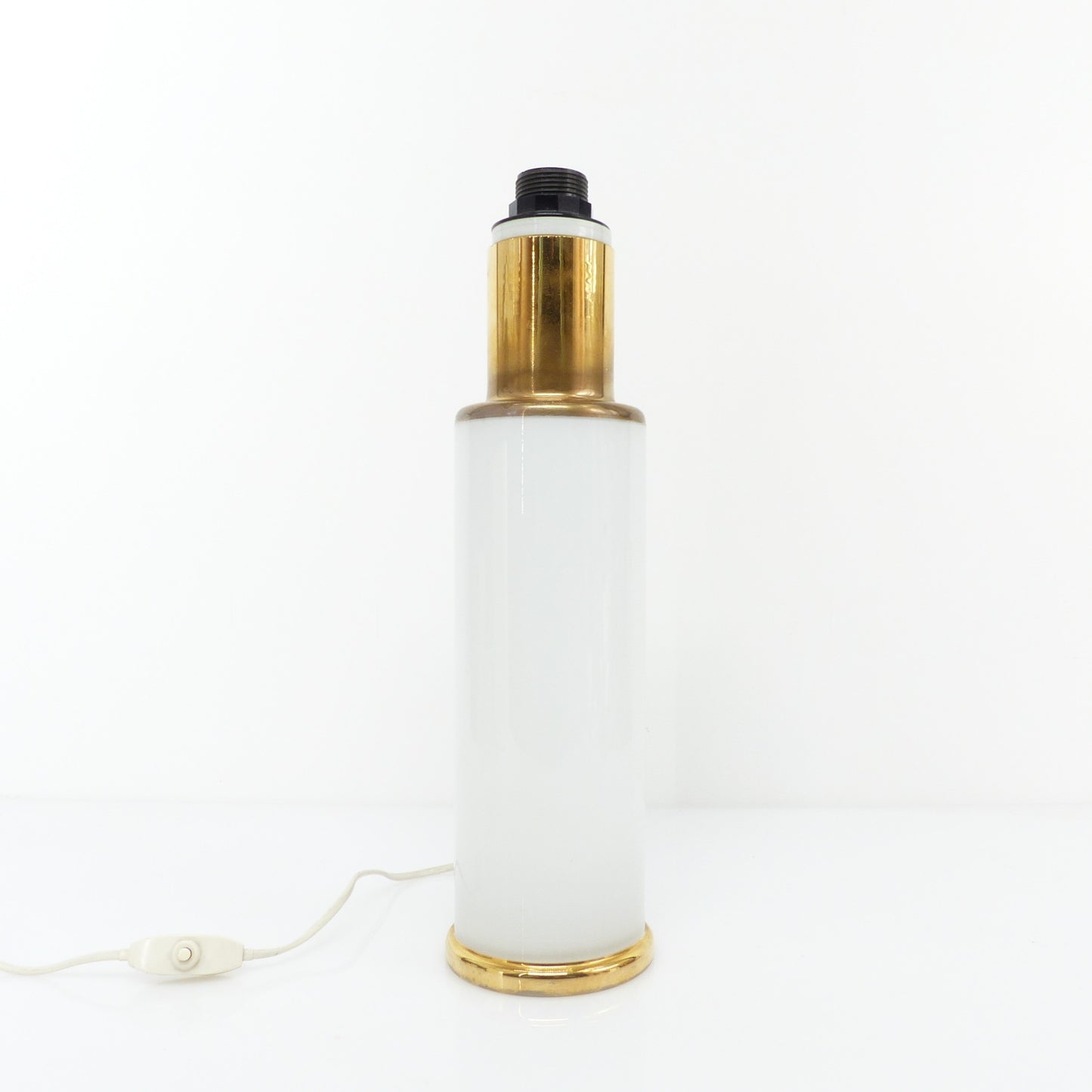 Pied de lampe en verre opalin blanc, Uno & Östen Kristiansson pour Luxus Suède 1970