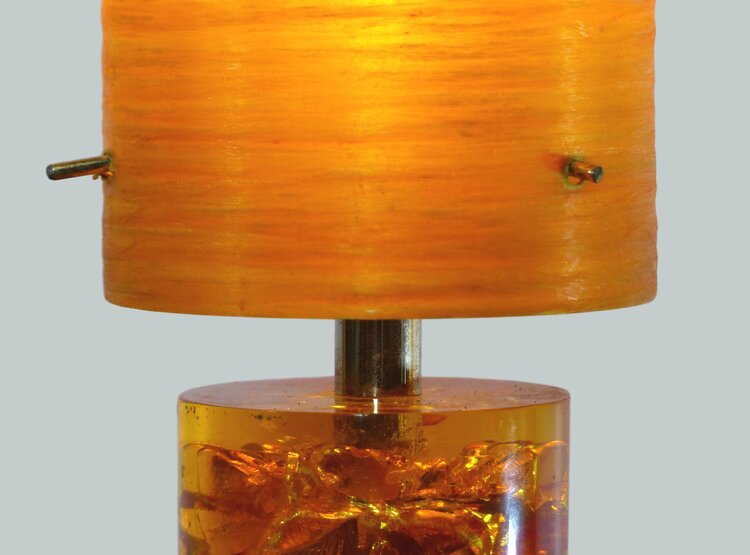 LAMPE EN RÉSINE FRACTALE PIERRE GIRAUDON 1970