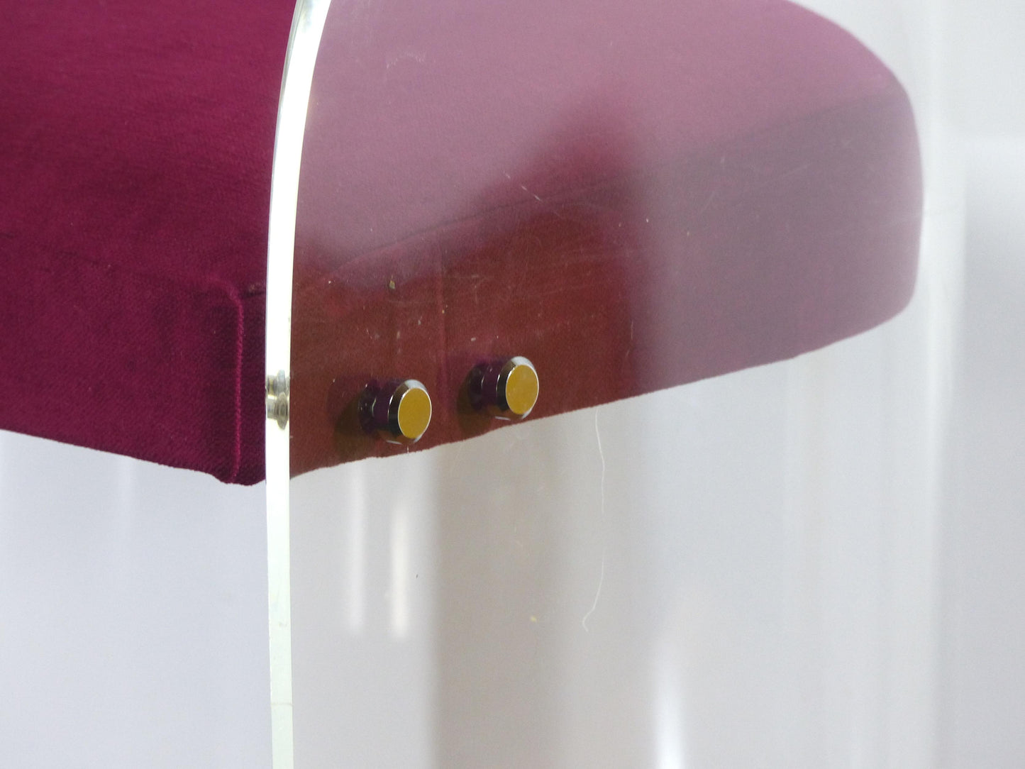 FAUTEUIL TRANSPARENT EN PLEXIGLASS 1970