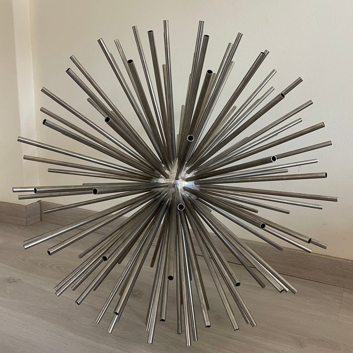 Sculpture monumentale Curtis Jere « Asteroïde », tubes d’acier, USA, circa 1970