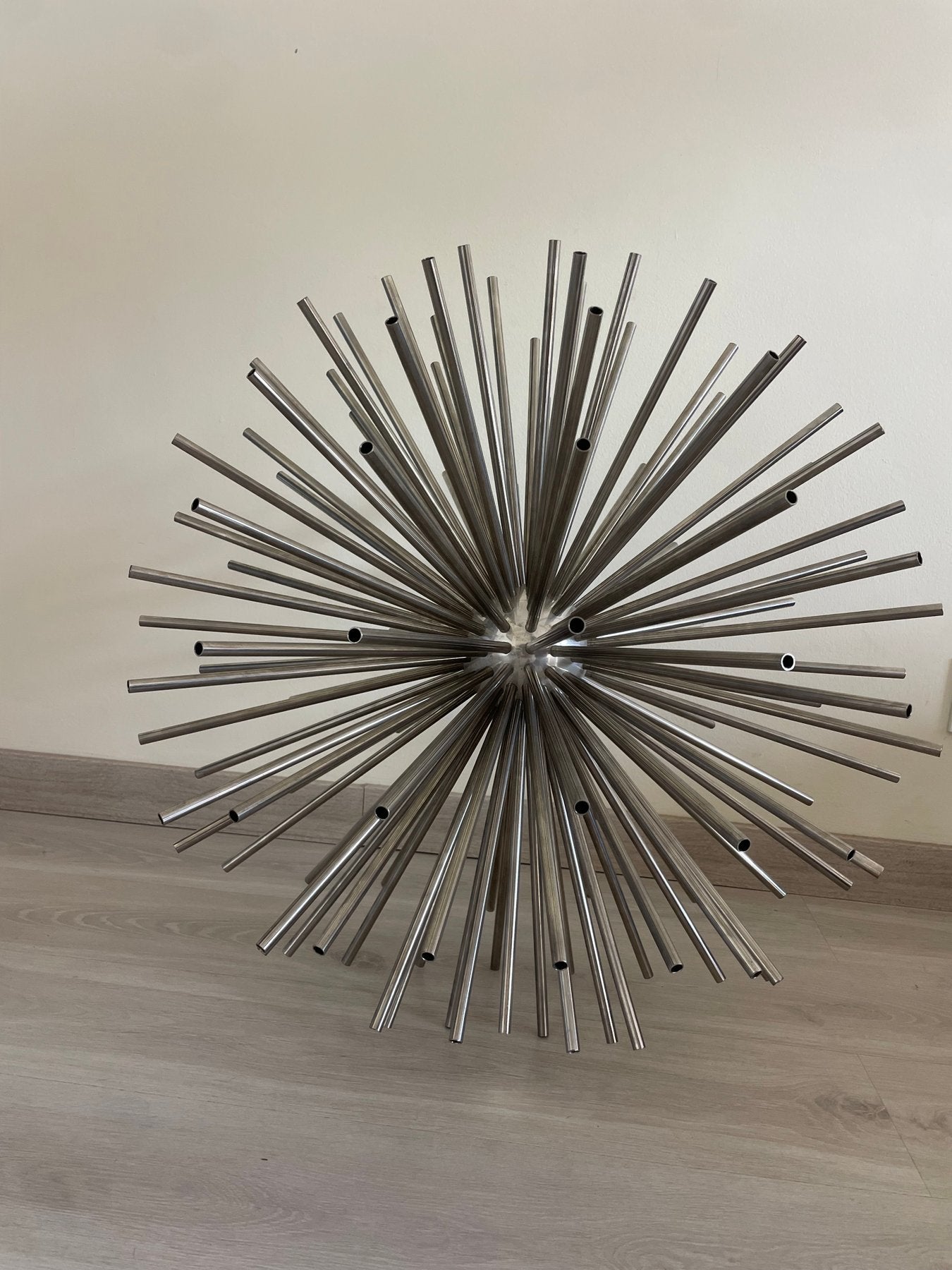 Sculpture monumentale Curtis Jere « Asteroïde », tubes d’acier, USA, circa 1970