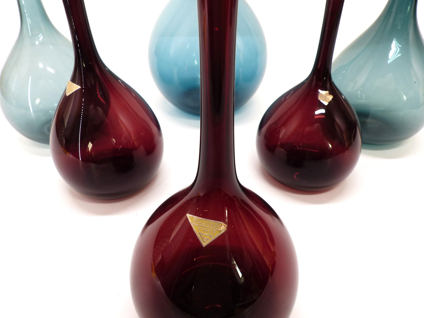 Set de 6 vases tulipe en verre soufflé par Arthur Percy, Gullaskruf, Suède 1950.