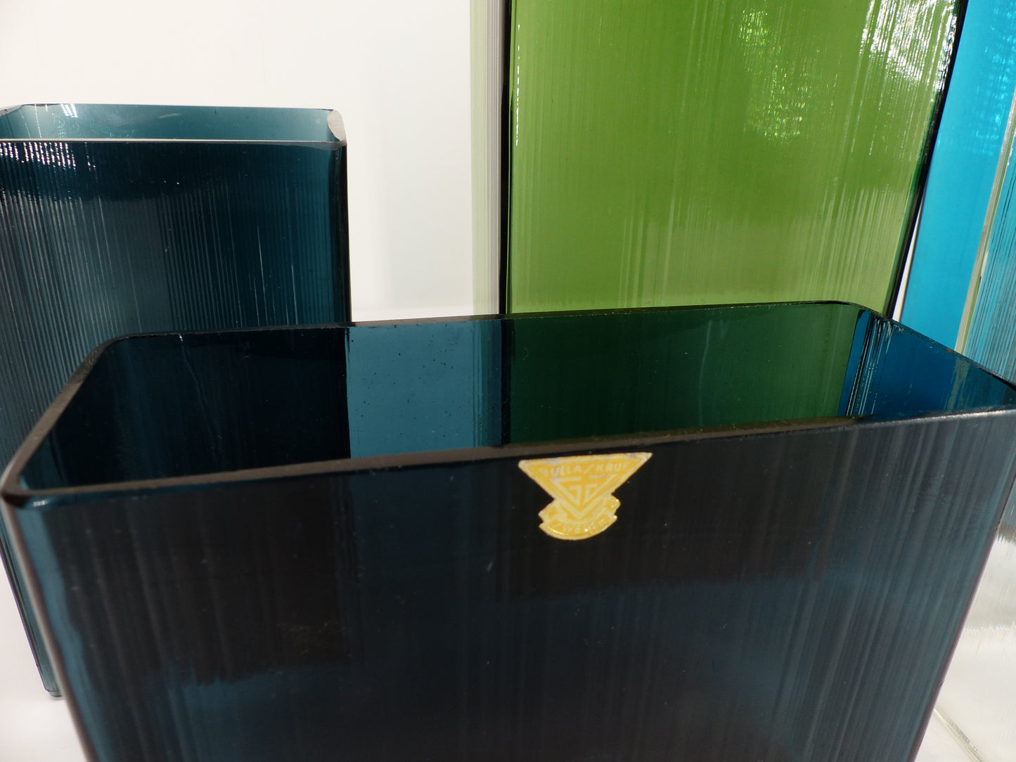 Set de 8 vases ISI en verre coloré Lennart Andersson Gullaskruf, 1960