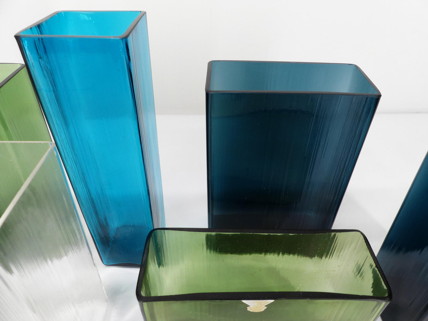 Set de 8 vases ISI en verre coloré Lennart Andersson Gullaskruf, 1960