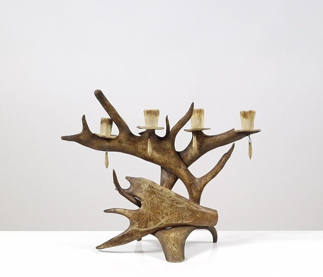 TRADITIONAL SCANDINAVIAN REINDEER WOOD CANDLESTICK