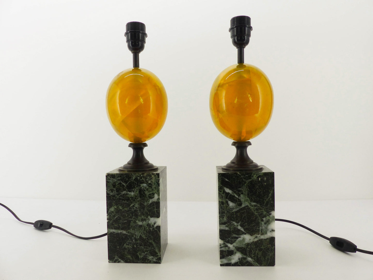 Pair of Maison Charles egg fractal resin and marble lamps