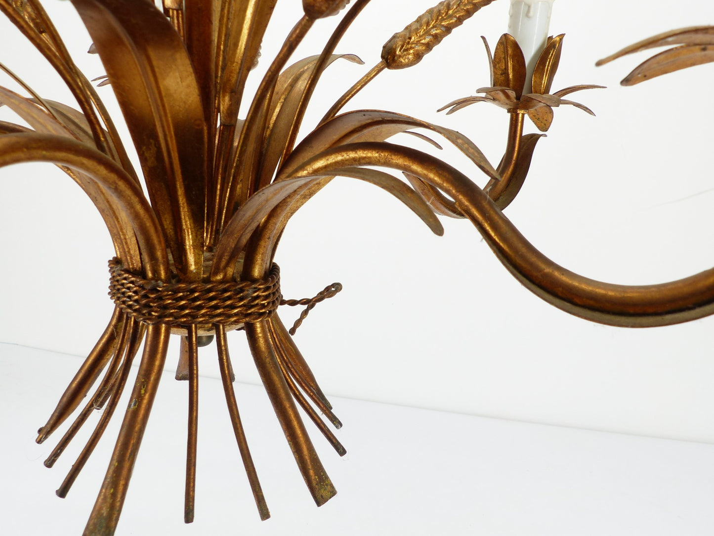 Five-light gilded metal chandelier with wheat ears decoration, 1970