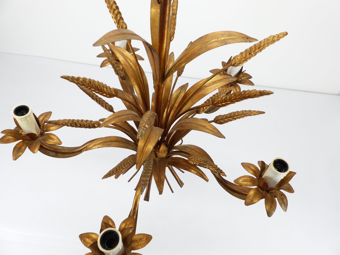 Five-light gilded metal chandelier with wheat ears decoration, 1970