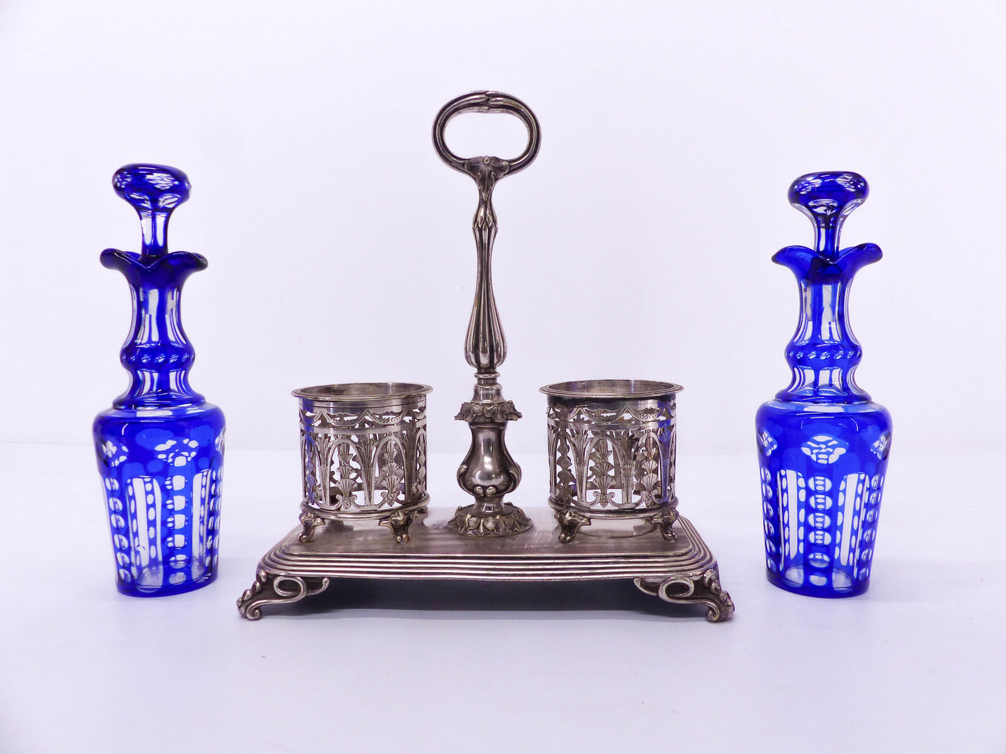 Huilier-vinaigrier Christofle en argent et cristal bleu cobalt XIX