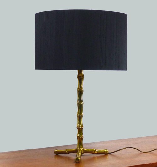 GILT BRASS LAMP WITH STYLISH BAMBOO