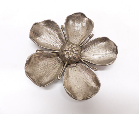 Cendrier fleur Gucci en métal argenté vintage 1970