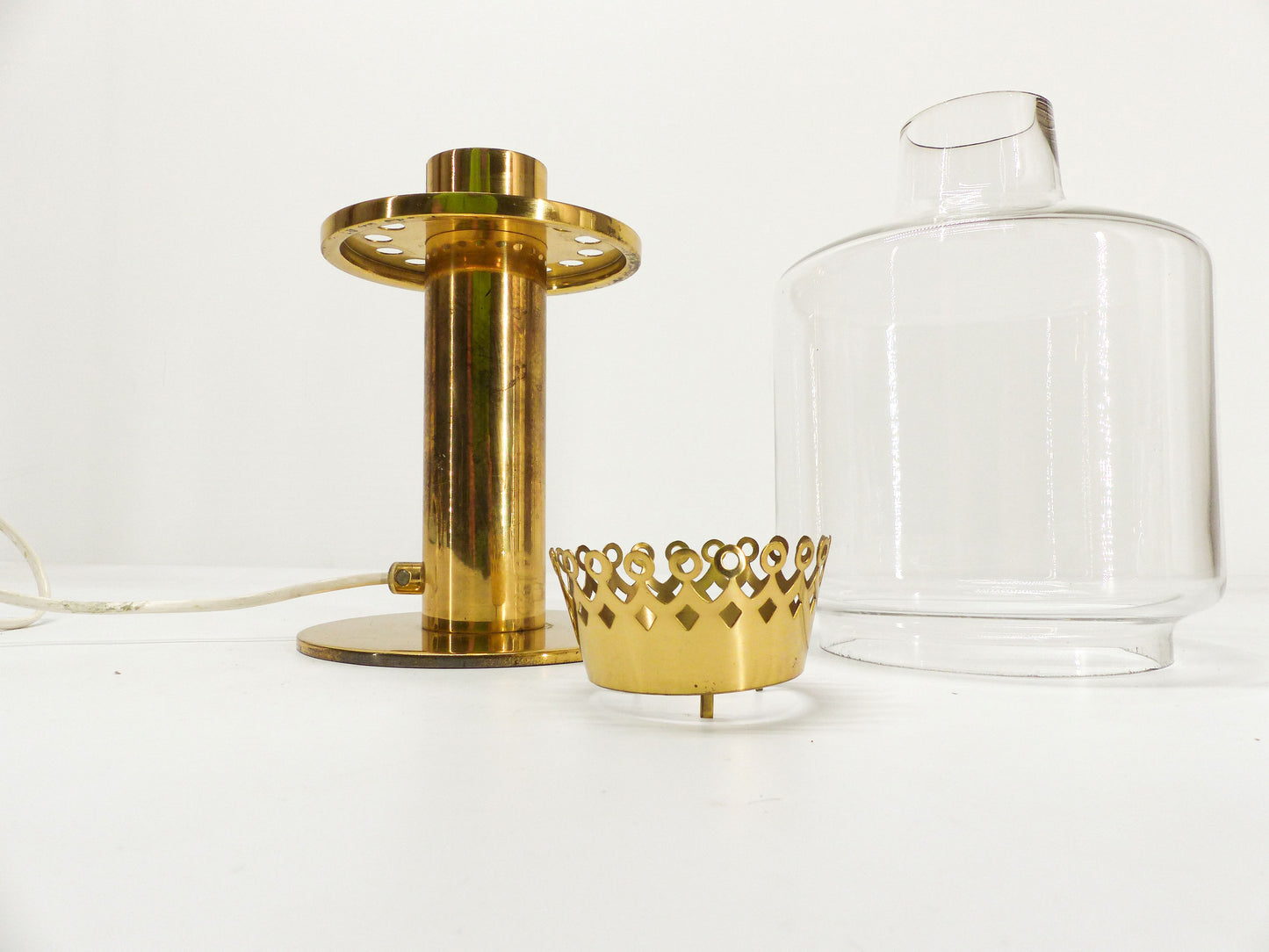 Scandinavian lamp Hans-Agne Jakobsson brass and glass B 102