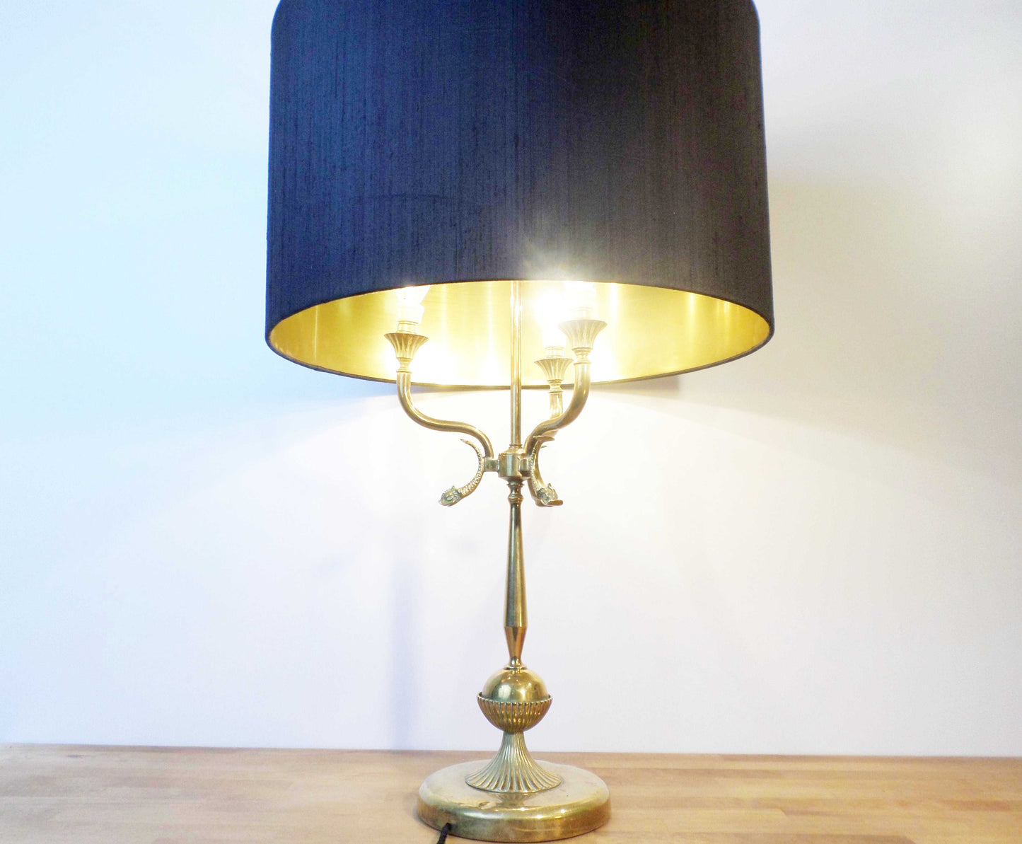 Large dolphin bouillotte table lamp