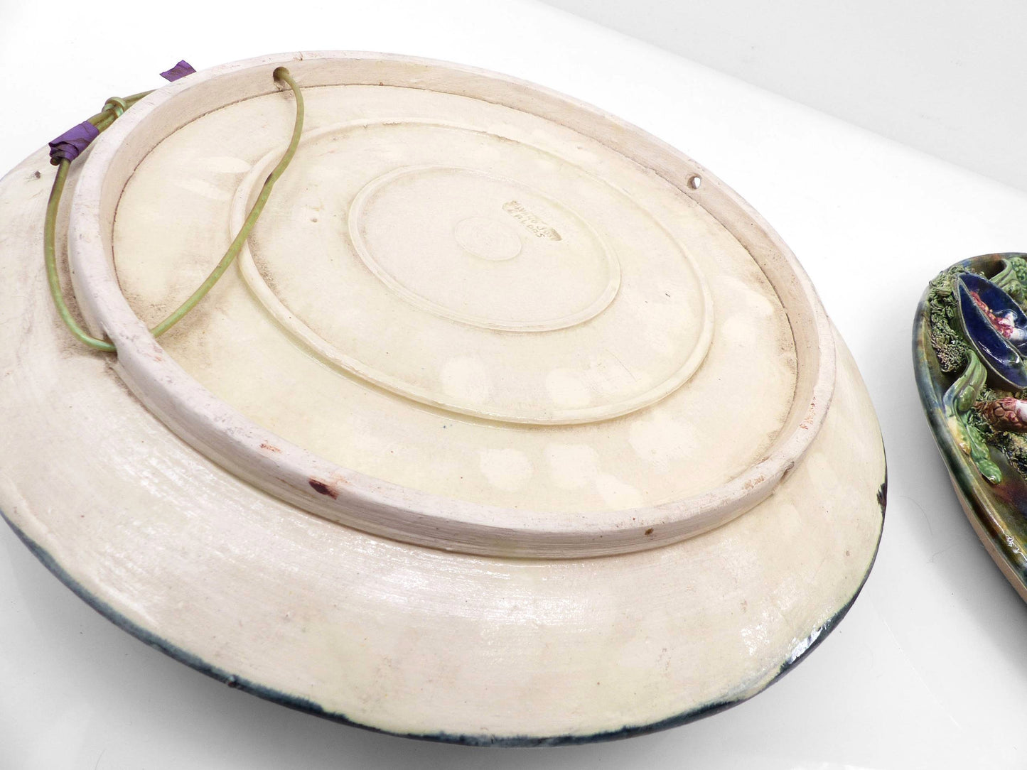 Pair of Large Polychrome Palissy Wall Plates by Álvaro José – Caldas da Rainha, Portugal, Early 20th Century