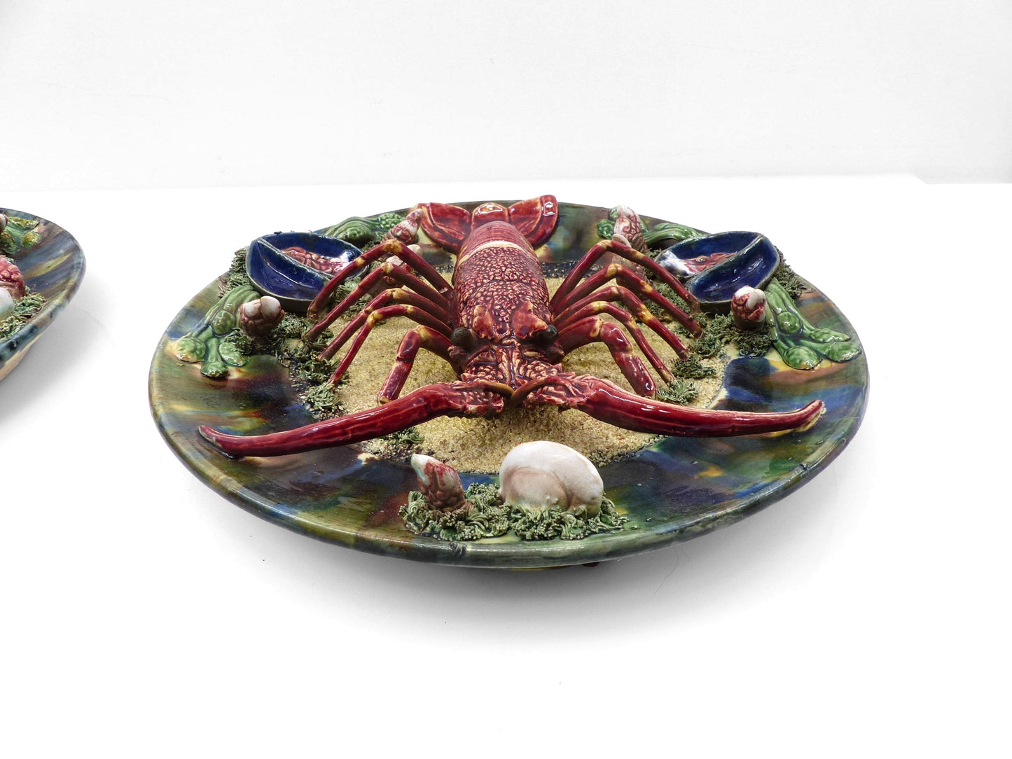 Pair of Large Polychrome Palissy Wall Plates by Álvaro José – Caldas da Rainha, Portugal, Early 20th Century