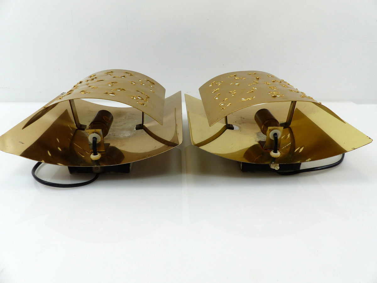 Paire d’appliques brutalistes Boréns modèle 6477 en laiton perforé – Suède, vers 1970