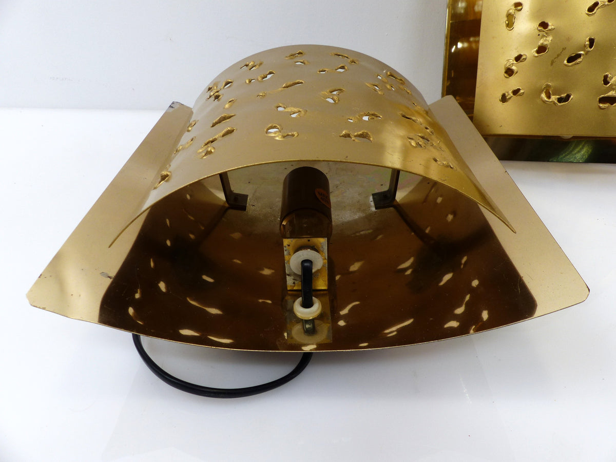 Paire d’appliques brutalistes Boréns modèle 6477 en laiton perforé – Suède, vers 1970