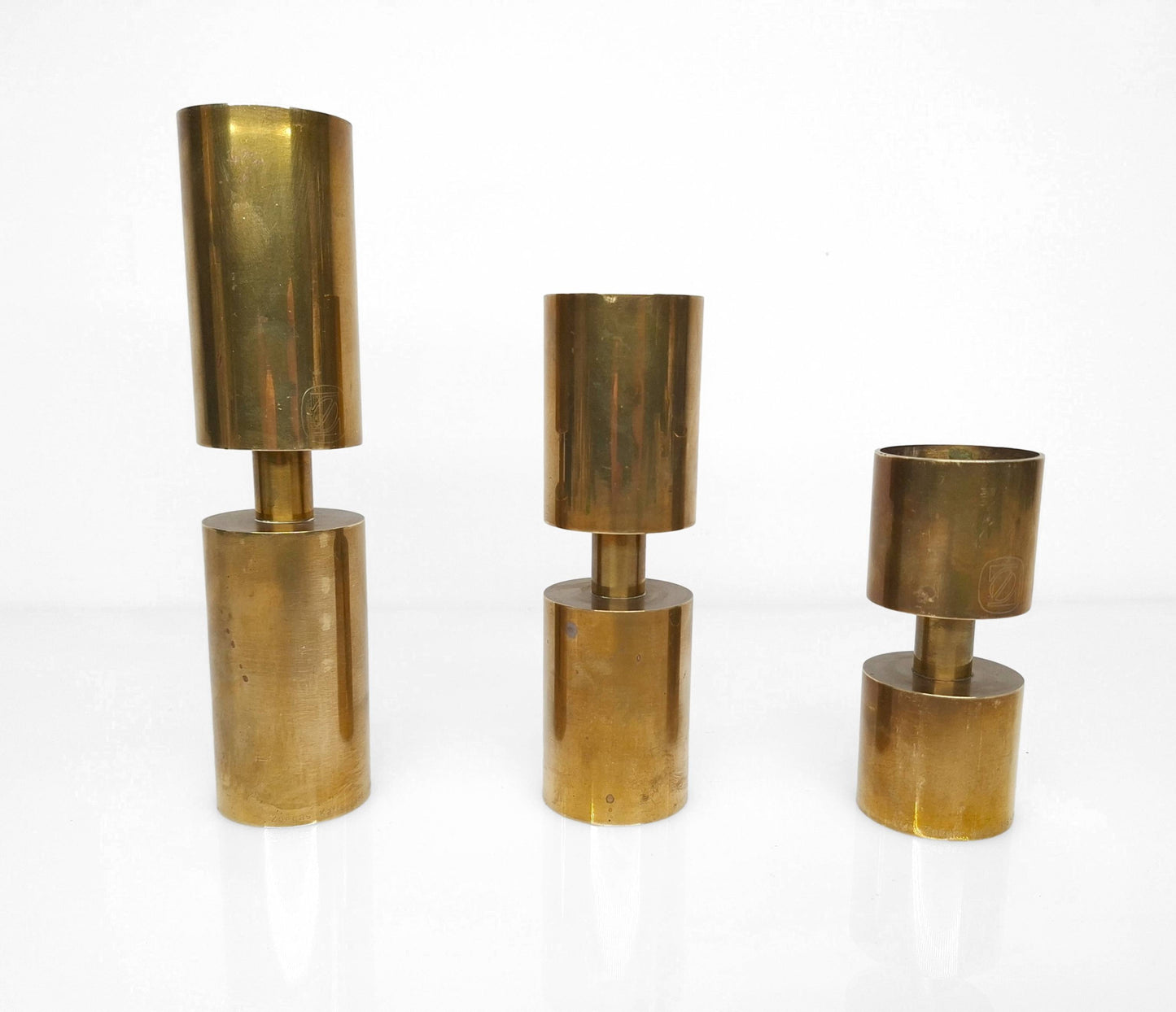3 bougeoirs scandinaves en laiton massif Thelma Zoega, Suède, 1976