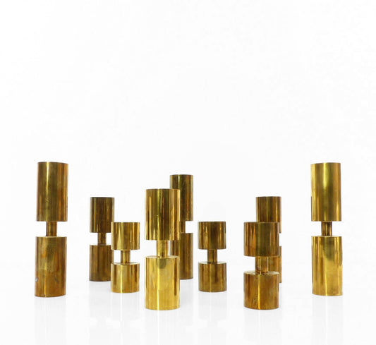 Suite de 9 bougeoirs en laiton massif Zoéga, design scandinave, Suède, 1976