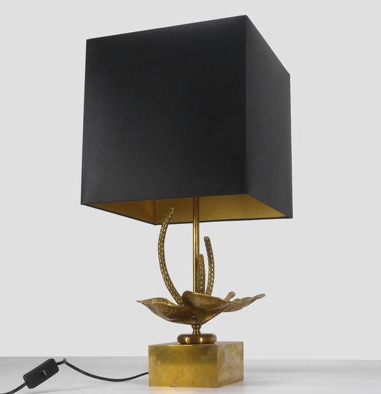 STYLISH FLOWER LAMP IN GOLDEN BRASS 1970