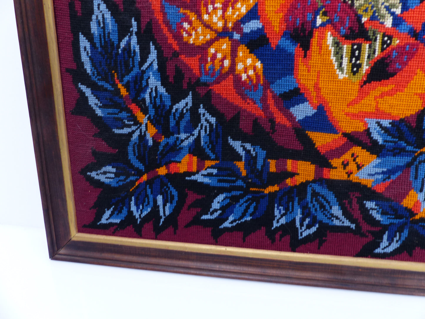 Grand canevas mural encadré à décor de chouette et feuillages stylisés, production Royal Paris, années 1970