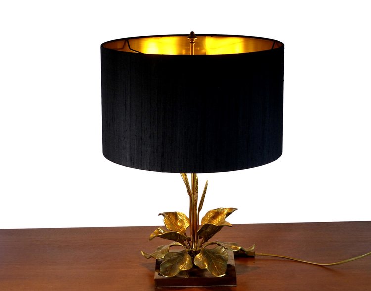  Table lamp with gilded brass foliage design