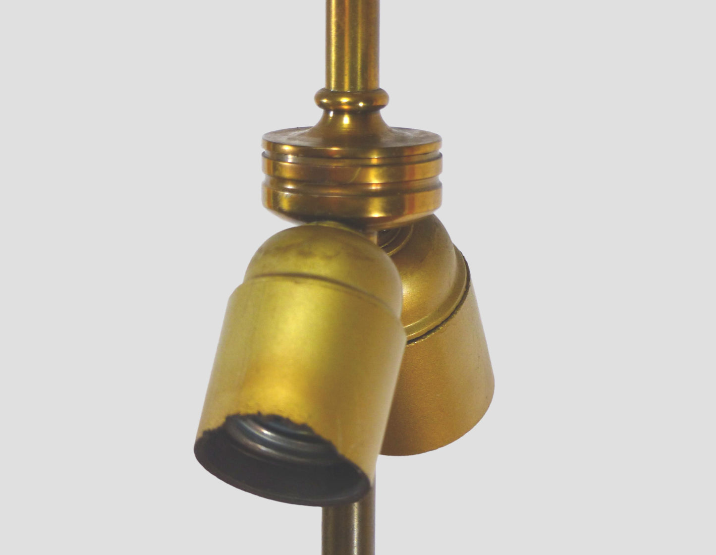 PIED DE LAMPE EN BRONZE DORÉ AUX FEUILLAGES 1970