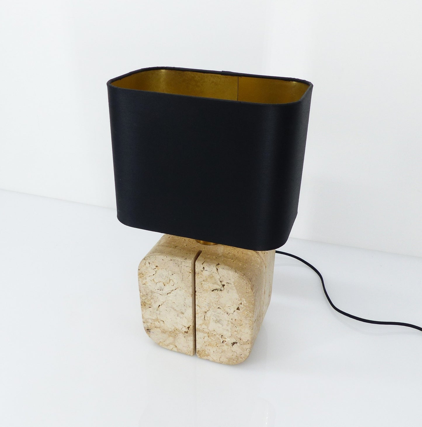 Lampe de table en travertin Fratelli Mannelli Italie 1970