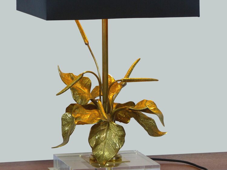 LAMPE DE TABLE AUX FEUILLAGES LAITON ET PLEXIGLASS 1970