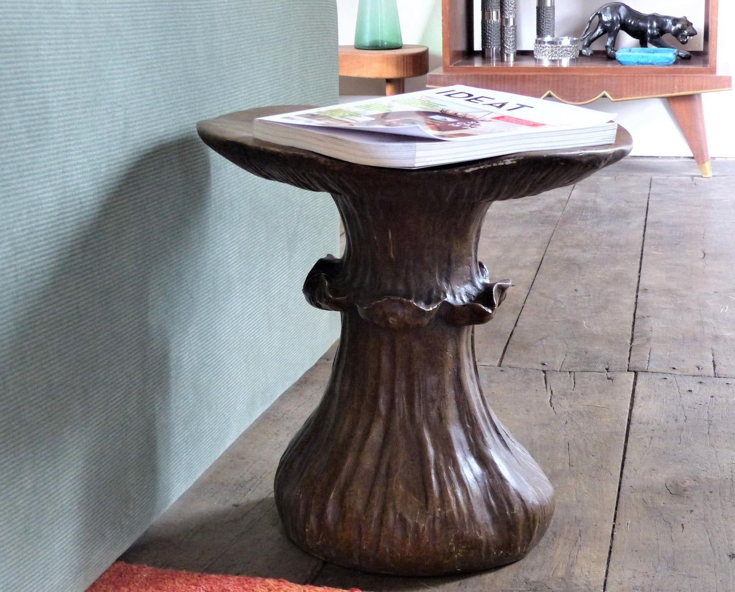 VINTAGE MUSHROOM TABLE IN WOOD-IMITATION EPOXY RESIN