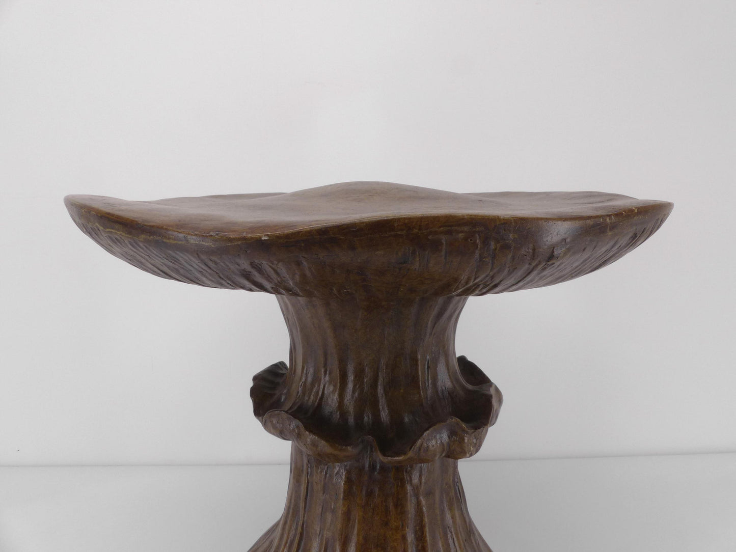 VINTAGE MUSHROOM TABLE IN WOOD-IMITATION EPOXY RESIN