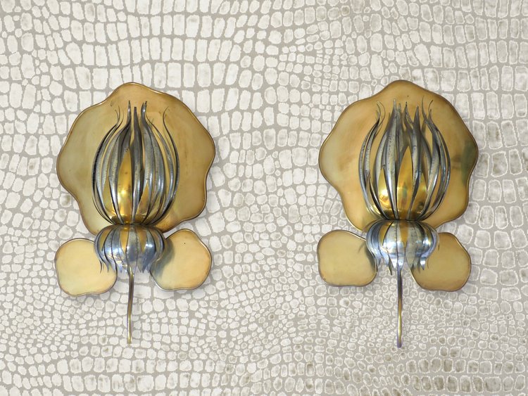 PAIR OF XXL VINTAGE METAL LOTUS FLOWER WALL LAMPS