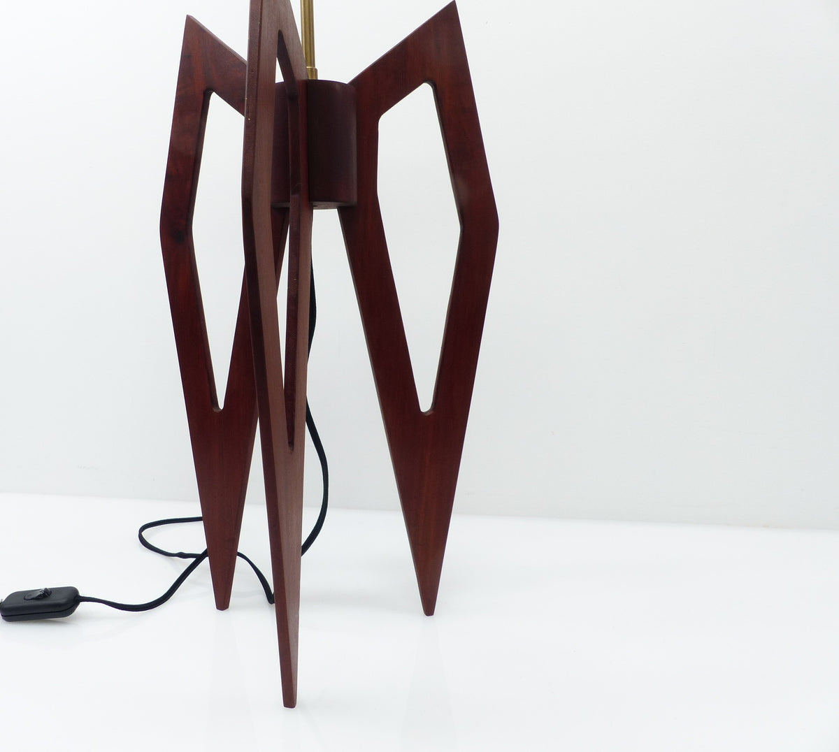Large Sculptural Tripod Table Lamp in Stained Wood, Compass-Style Lines – 1960s–70s