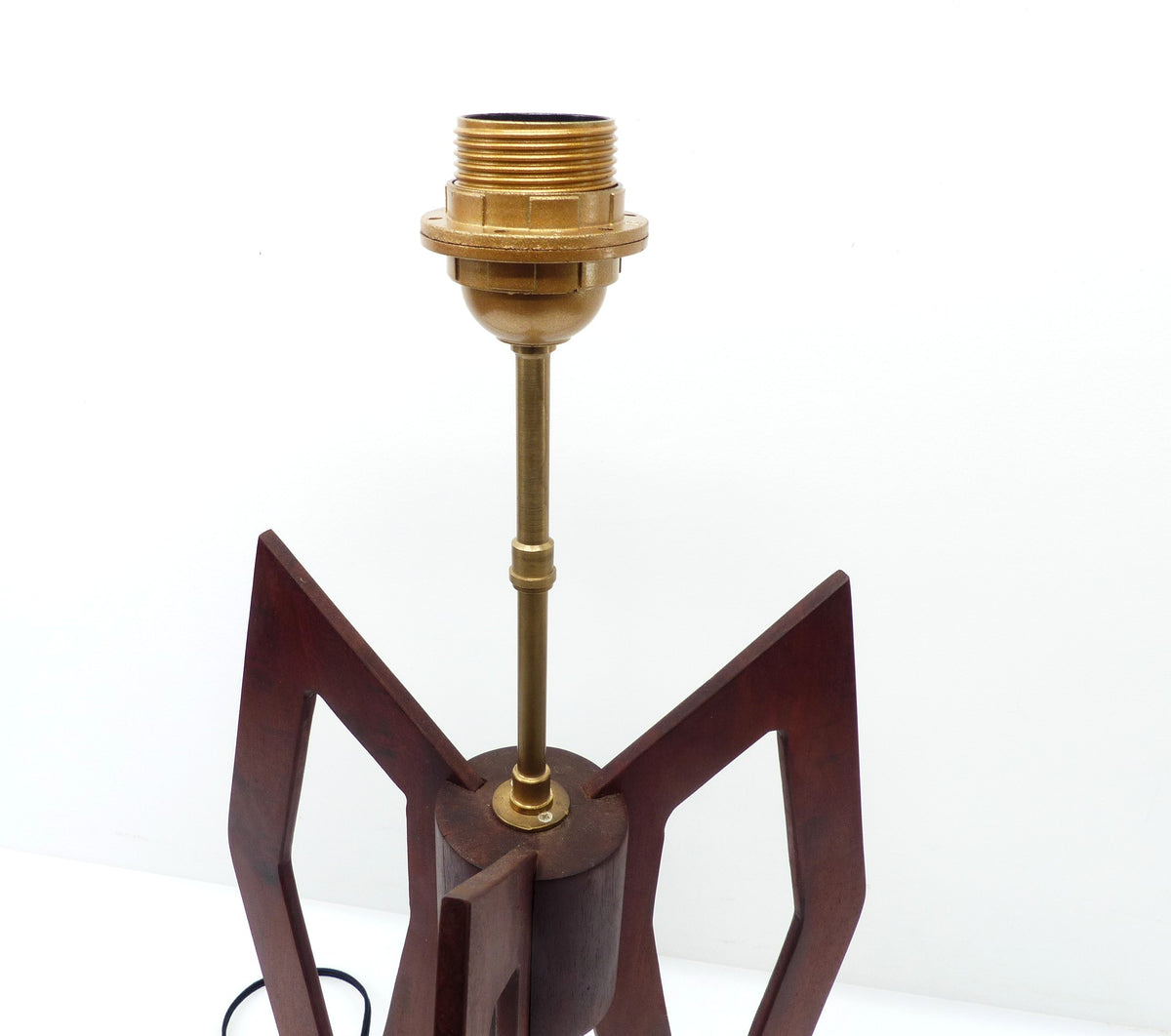 Large Sculptural Tripod Table Lamp in Stained Wood, Compass-Style Lines – 1960s–70s