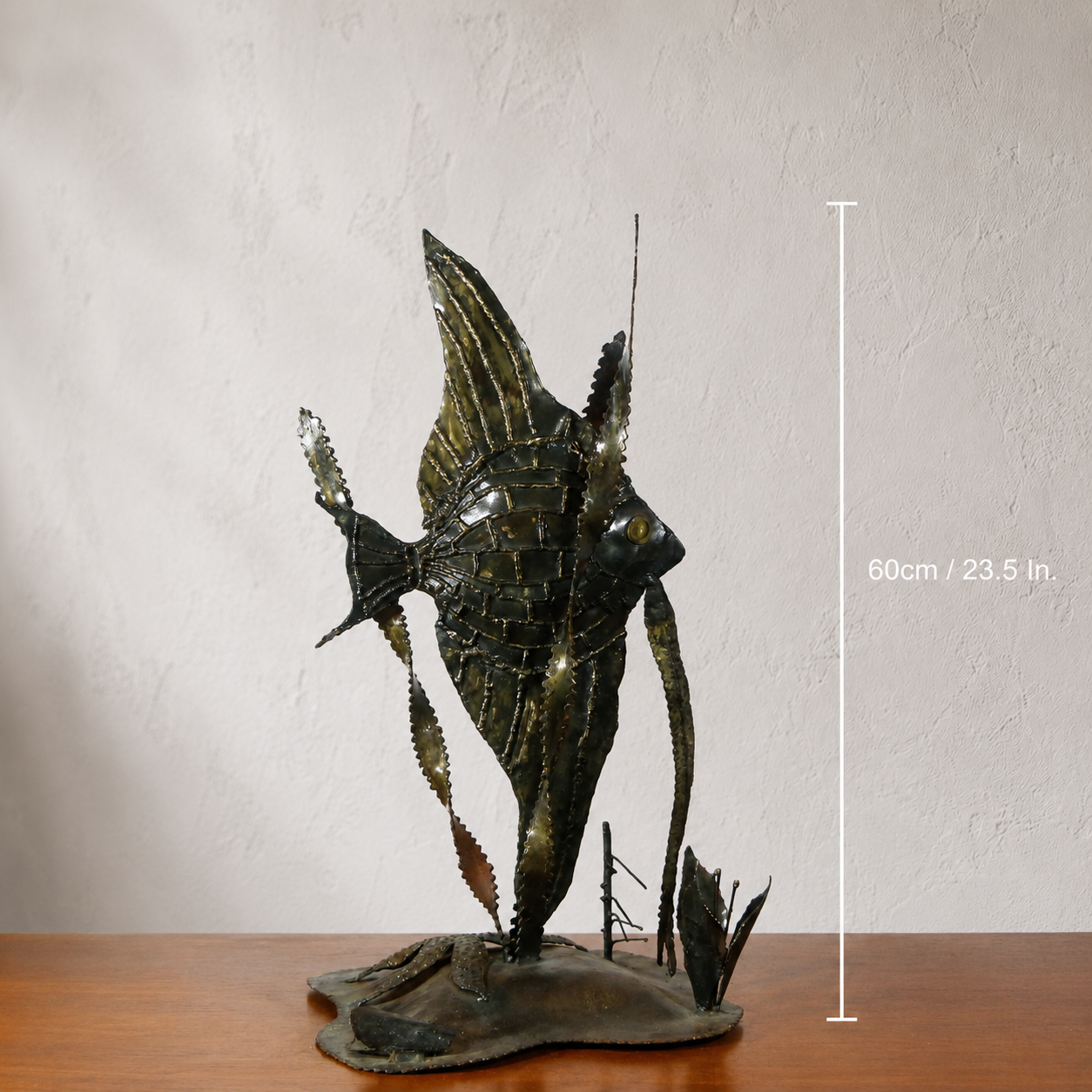 Grande sculpture brutaliste de poisson scalaire en métal soudé, circa 1970