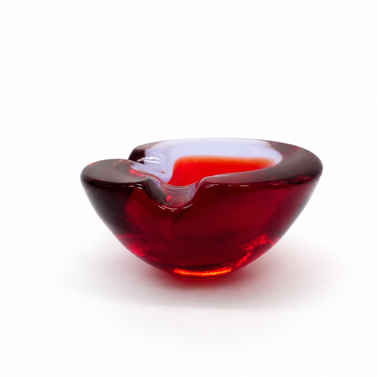 Cendrier vide-poche en verre de Murano Sommerso rouge Seguso Murano, Italie, vers 1960
