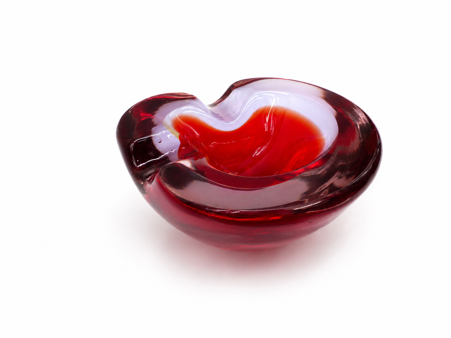 Cendrier vide-poche en verre de Murano Sommerso rouge Seguso Murano, Italie, vers 1960