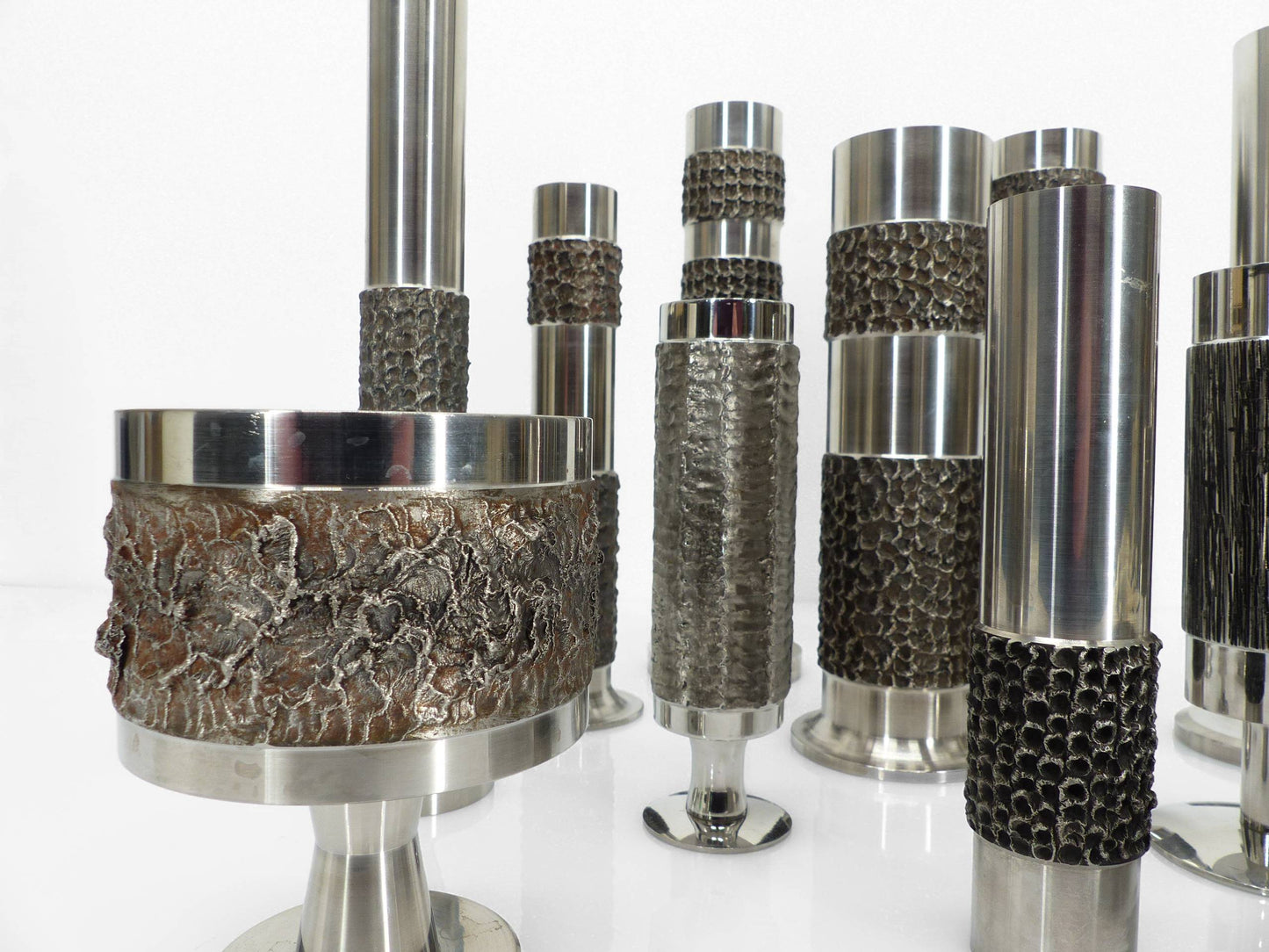 Set de 13 vases brutalistes Space Age en acier – BMF, Allemagne, circa 1970